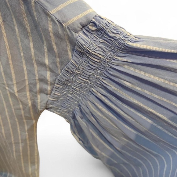 Joie Azabeth Size small Long Sleeve Silky Weave top/blouse classic preppy - Picture 4 of 11